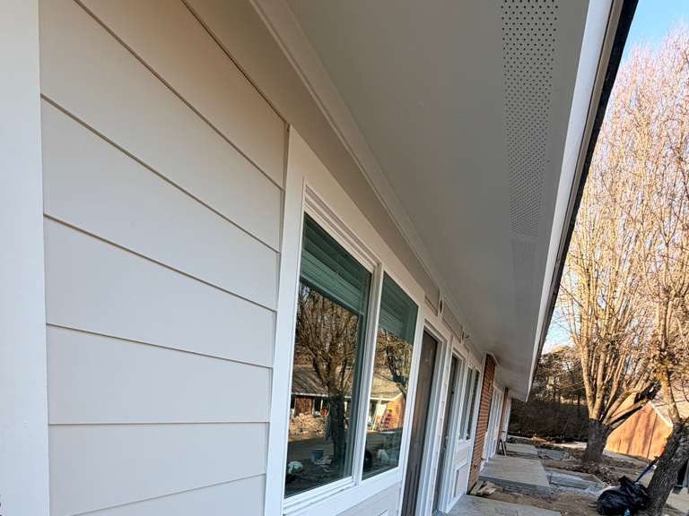 Moonland Construction LLC