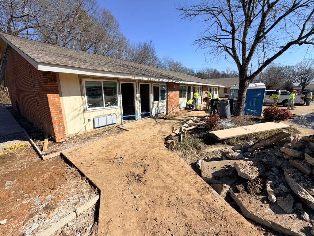 Moonland Construction LLC